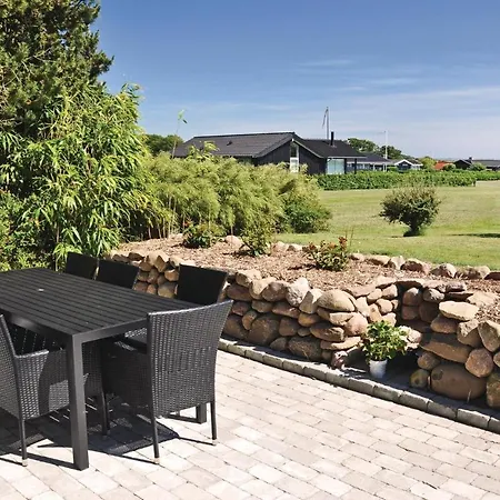 Holiday Haarby With Fireplace I Holiday home *
